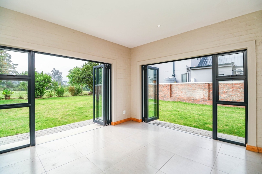 3 Bedroom Property for Sale in King George Park Western Cape